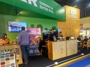 Stand de ReDes en BATEV 2025